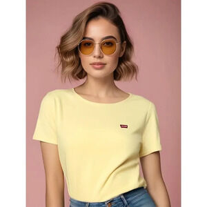 Levi's Women's Size Large‎ Perfect Tee Lemon Yellow Short Sleeve Crewneck Shirt